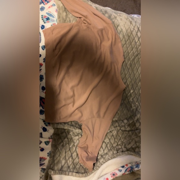 sweater - Picture 1 of 2